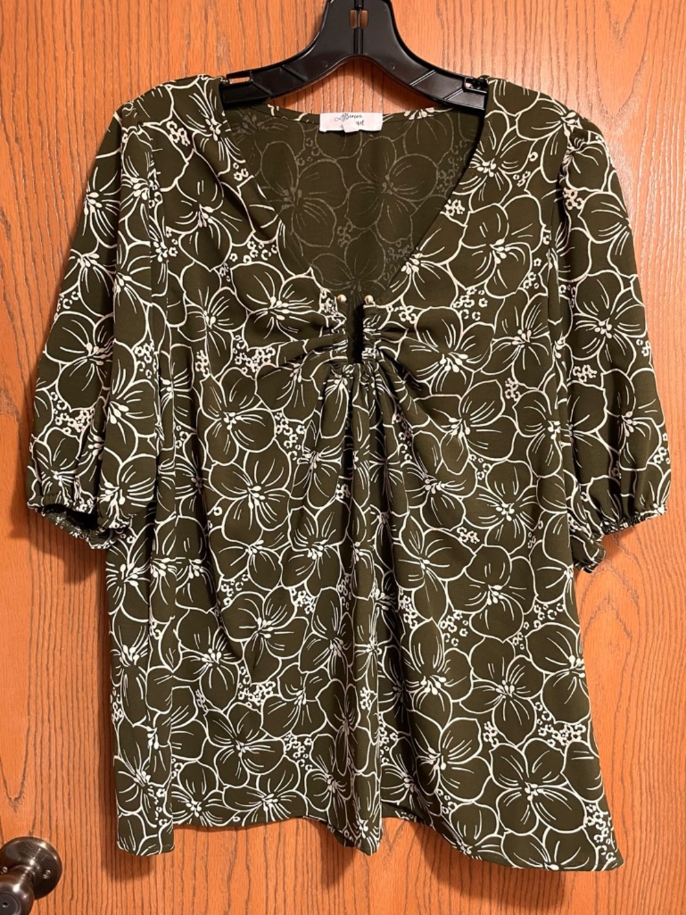 NWOT Olive Green Short Sleeved Floral Blouse